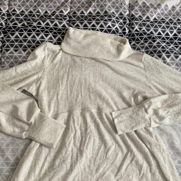 [NWOT] Maurices Cozy Cowl Neck Tunic Babydoll Top - Picture 2 of 8